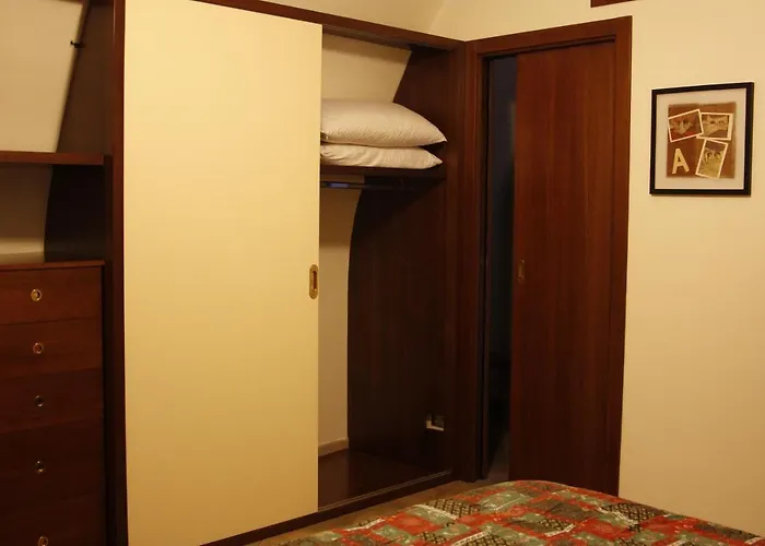 לינה וארוחת בוקר Porta Nuova פוטיניאנו